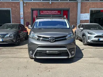 Toyota Proace Verso Verso 2.0D 177 CV L2 D Luxury del 2024 usata a San Lazzaro di Savena