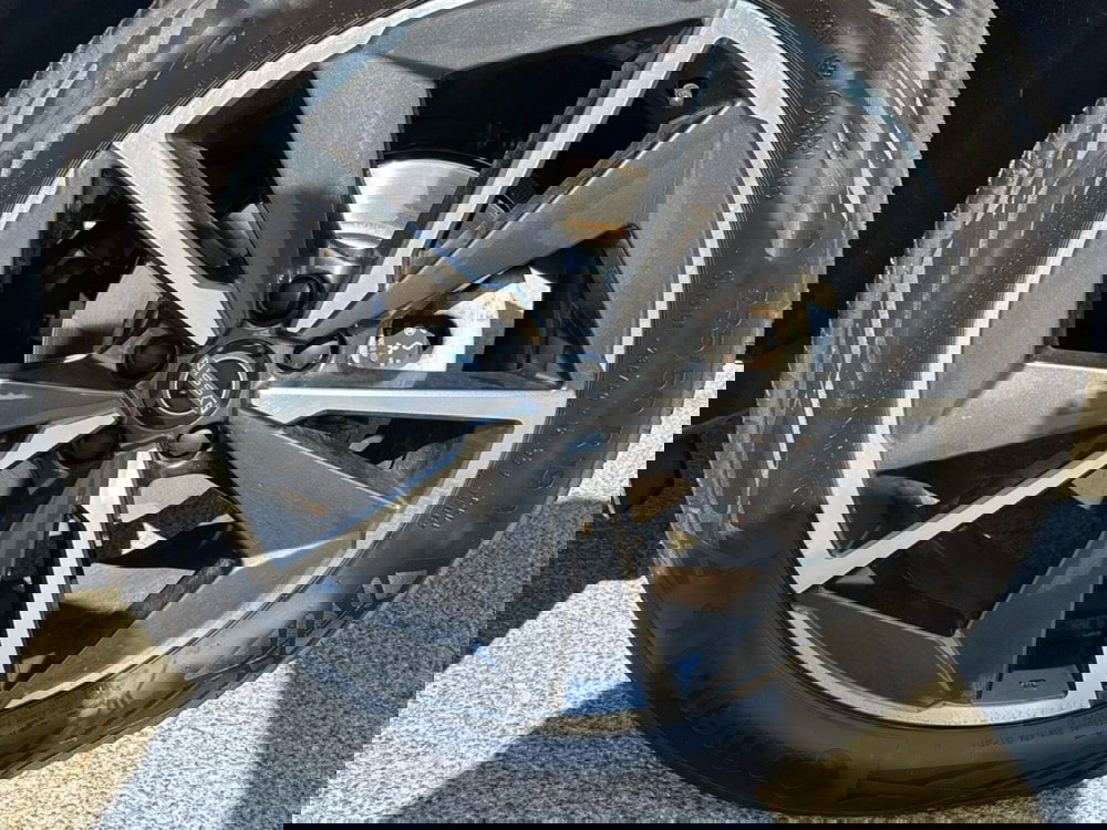 Nissan Qashqai usata a Bologna (7)