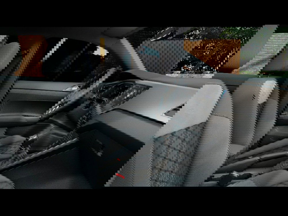 Volkswagen Taigo nuova a Livorno (7)