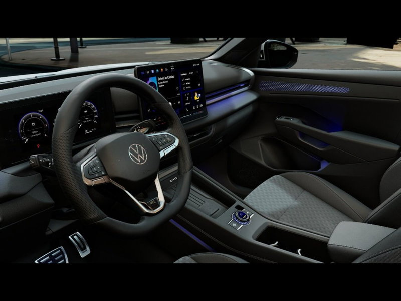 Volkswagen T-Roc nuova a Livorno (6)