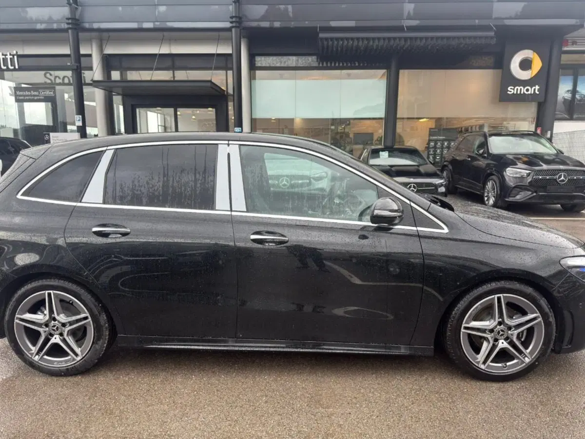 Mercedes-Benz Classe B nuova a Firenze (4)