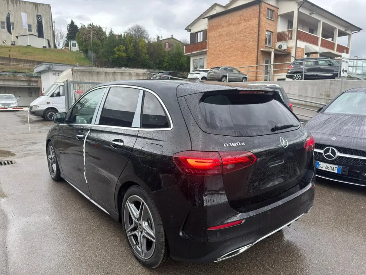 Mercedes-Benz Classe B nuova a Firenze (6)