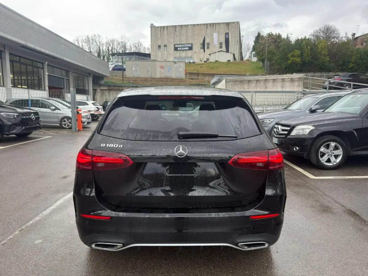 Mercedes-Benz Classe B nuova a Firenze (7)