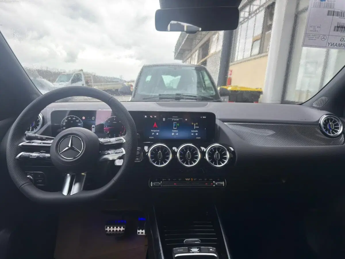 Mercedes-Benz Classe B nuova a Firenze (9)