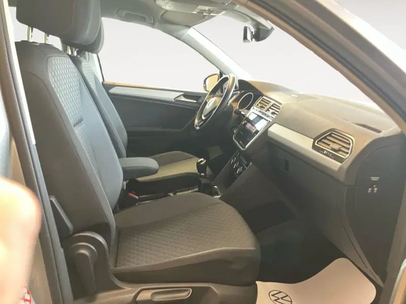 Volkswagen Tiguan usata a Bologna (8)