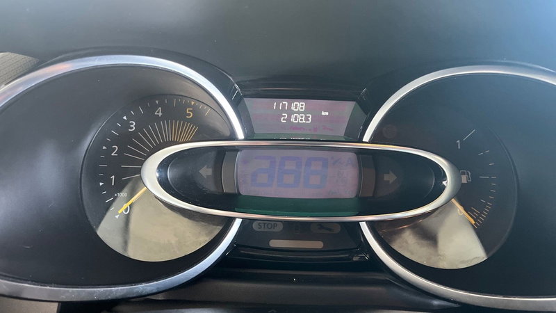 Renault Clio usata a Catania (11)