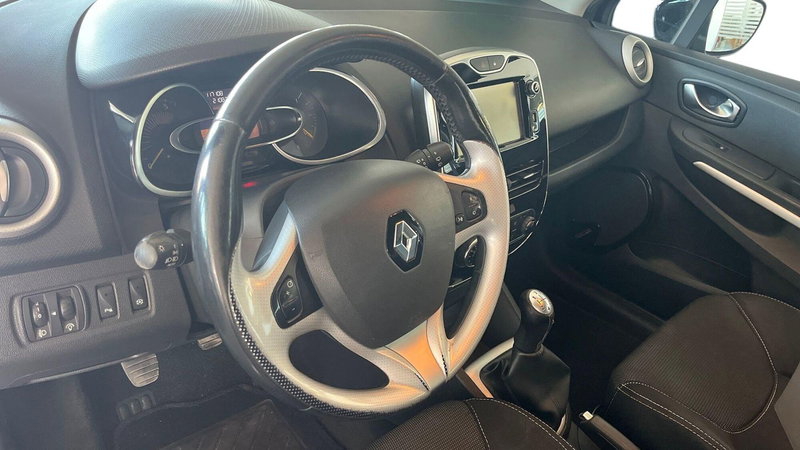 Renault Clio usata a Catania (12)