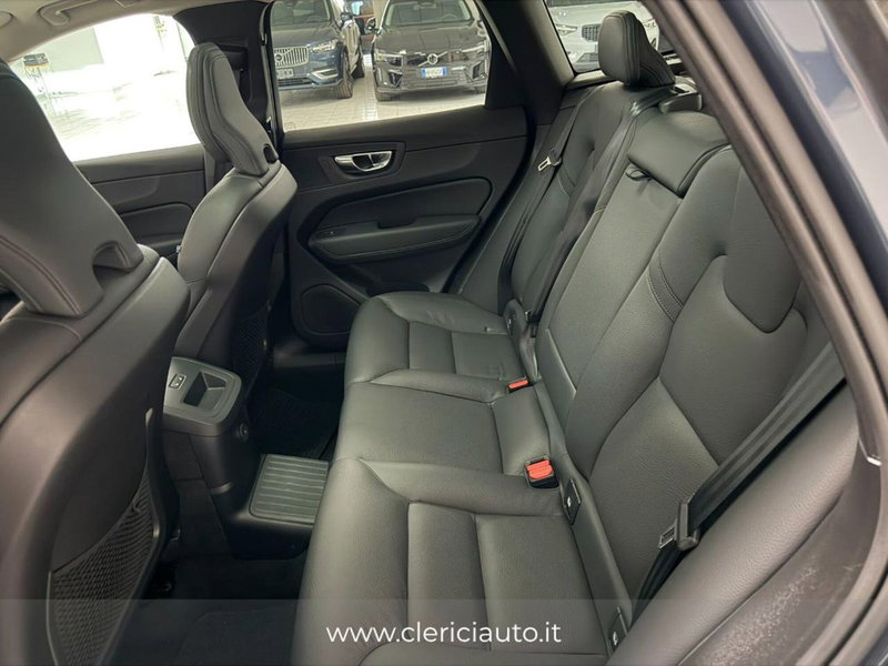 Volvo XC60 usata a Como (6)