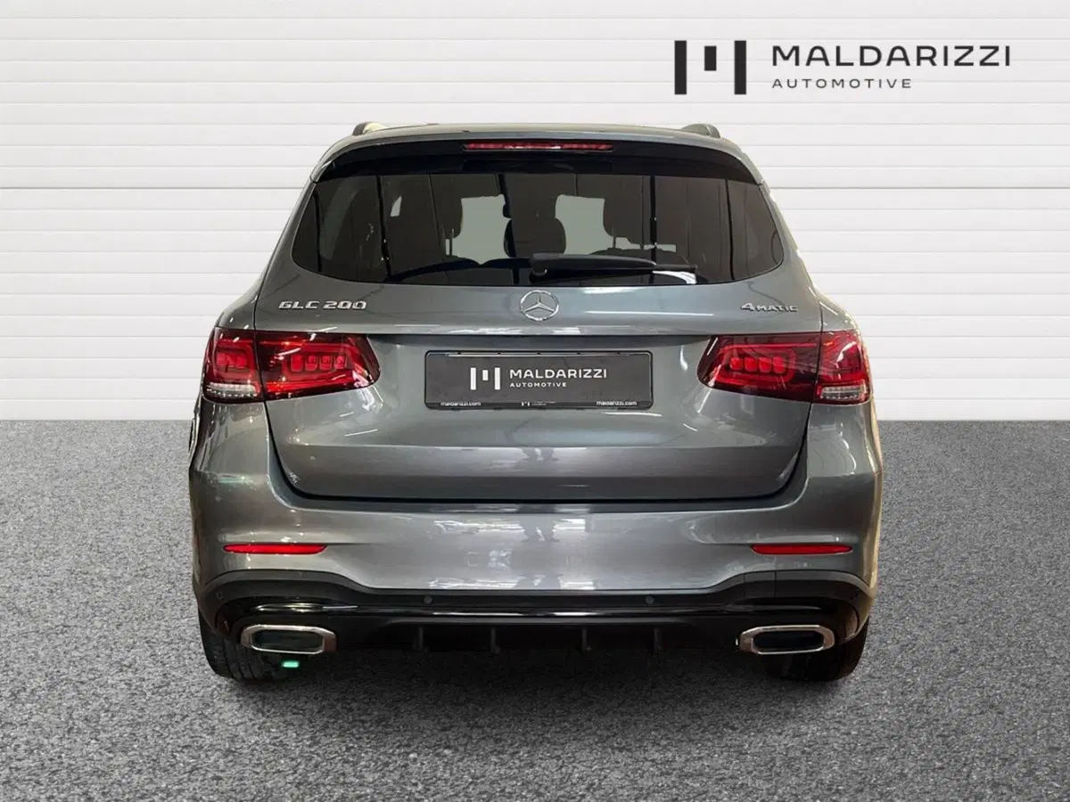 Mercedes-Benz GLC SUV usata a Bari (3)
