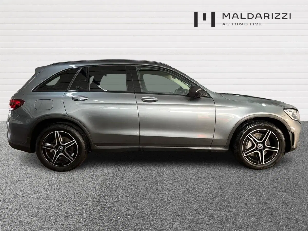 Mercedes-Benz GLC SUV usata a Bari (5)