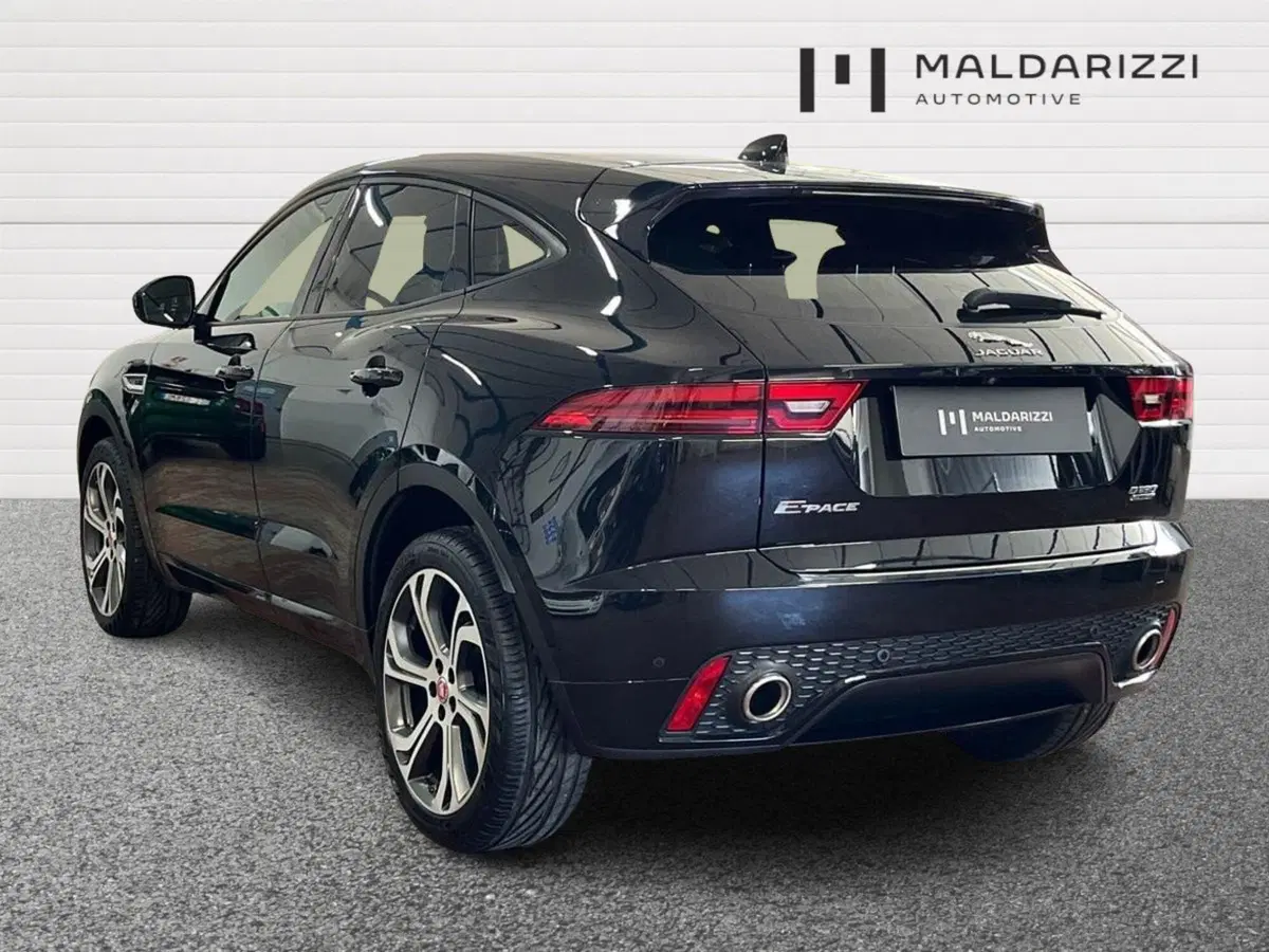 Jaguar E-Pace usata a Bari (4)
