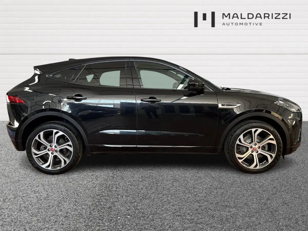 Jaguar E-Pace usata a Bari (5)