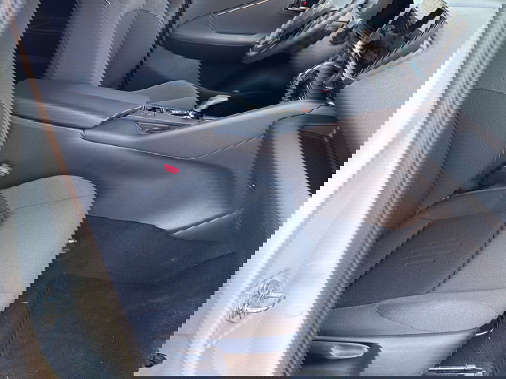 Toyota Toyota C-HR usata a Ferrara (9)