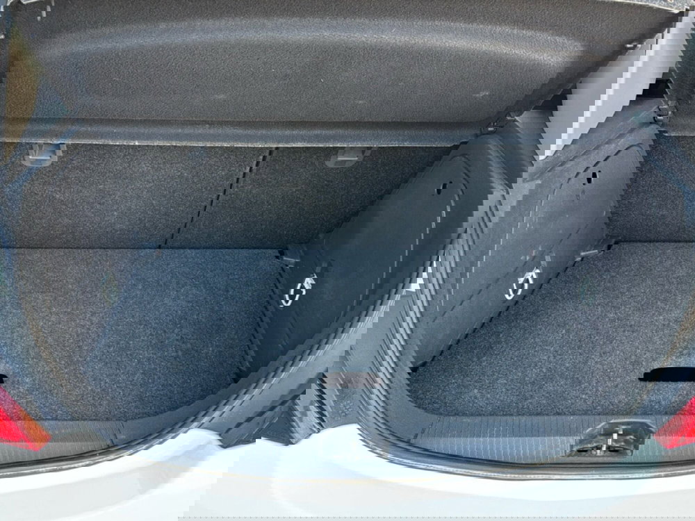 Opel Corsa Coupé usata a Ferrara (15)