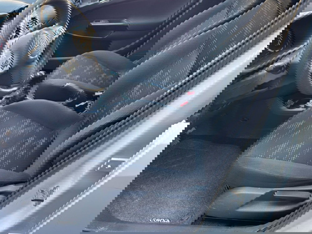 Opel Corsa Coupé usata a Ferrara (9)