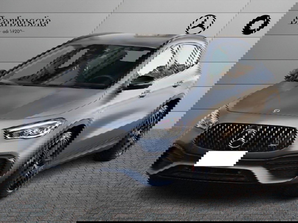 Mercedes-Benz GLA SUV usata a Pescara