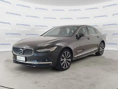 Volvo S90 B4 automatico Plus Bright del 2025 usata a Como