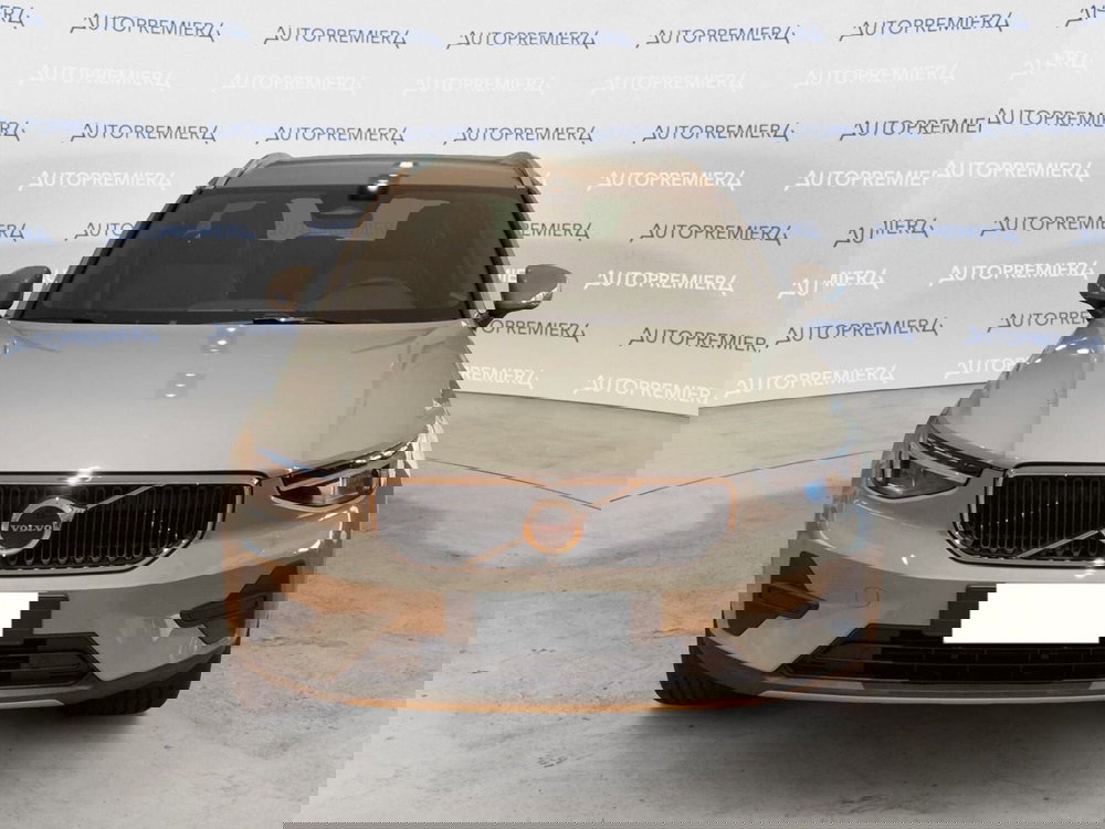 Volvo XC40 usata a Como (2)