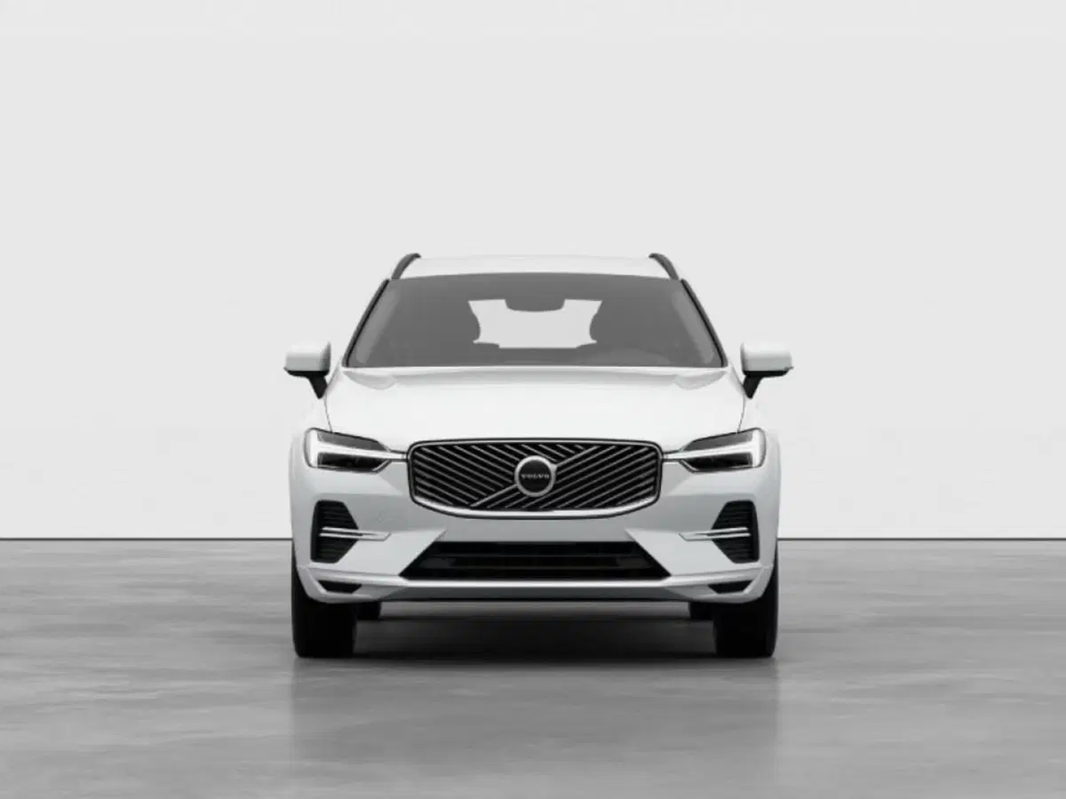 Volvo XC60 nuova a Como (2)