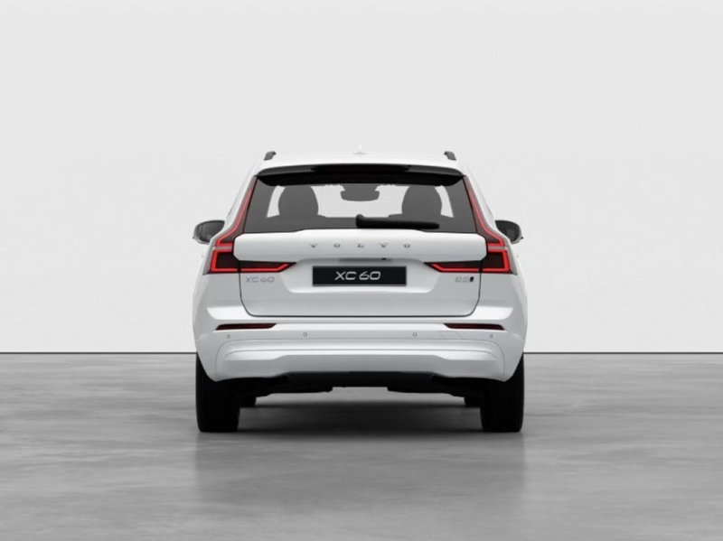 Volvo XC60 nuova a Como (5)