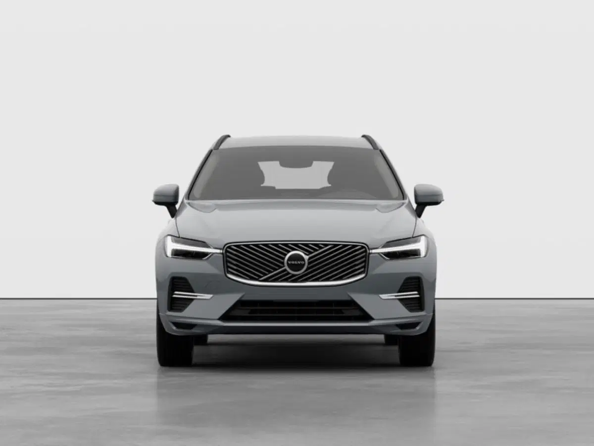 Volvo XC60 nuova a Como (2)