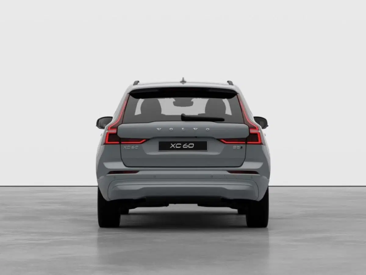 Volvo XC60 nuova a Como (5)