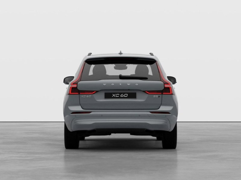 Volvo XC60 nuova a Como (5)