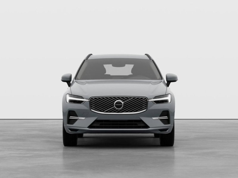 Volvo XC60 nuova a Como (2)