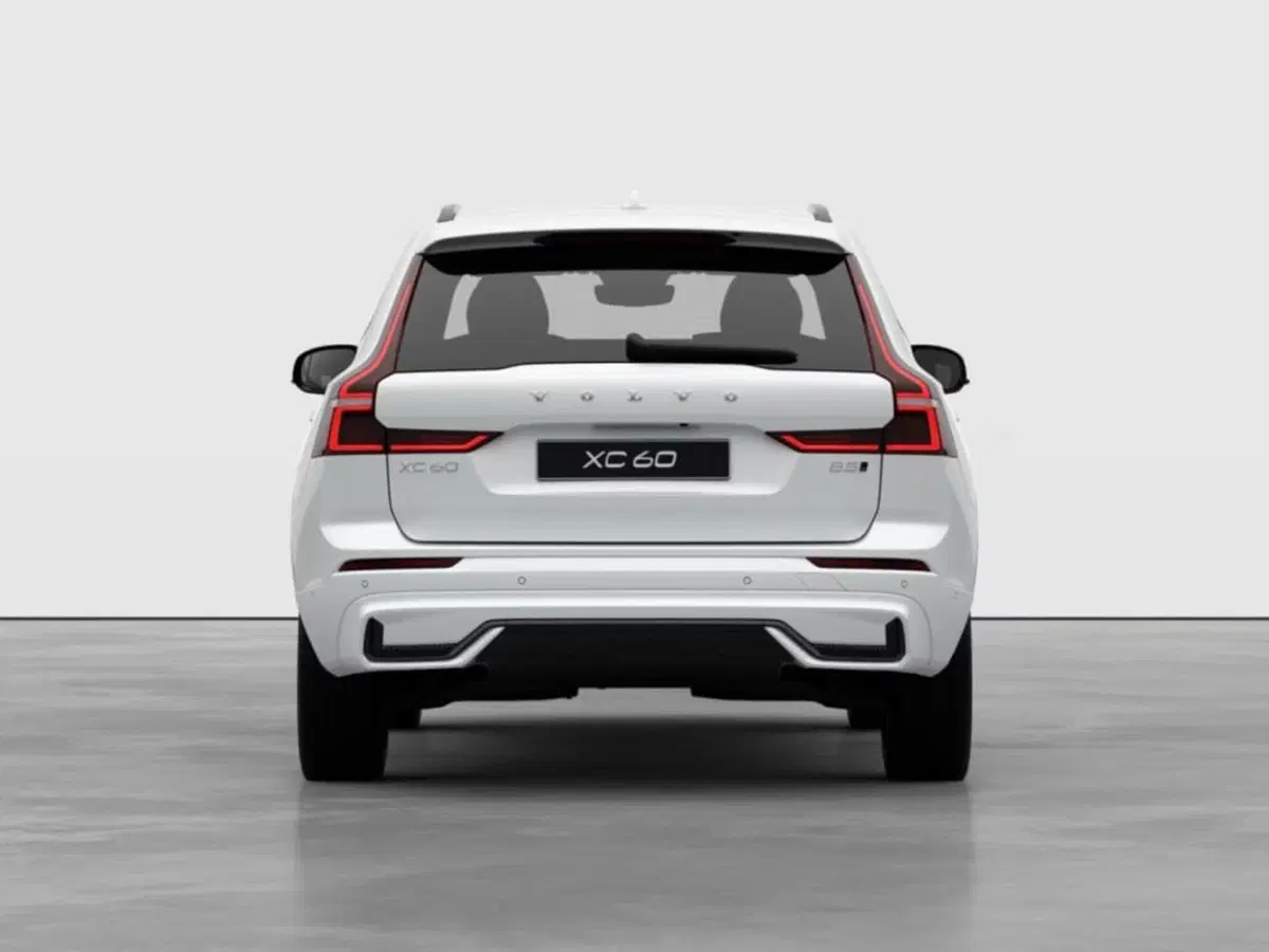 Volvo XC60 nuova a Como (4)