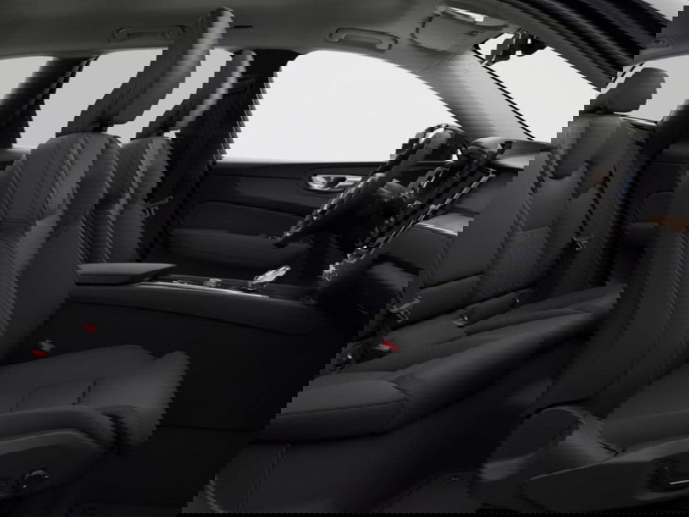 Volvo XC60 nuova a Como (7)