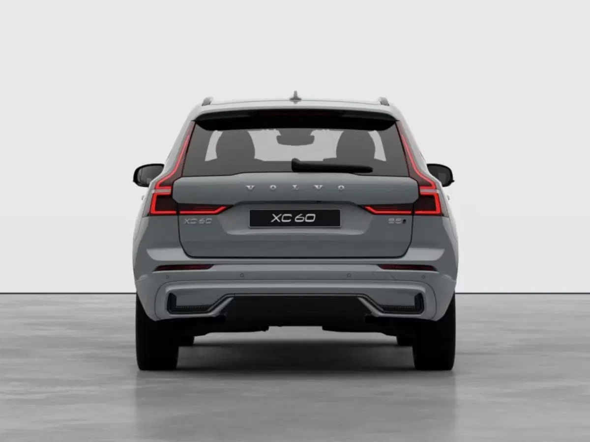 Volvo XC60 nuova a Como (4)