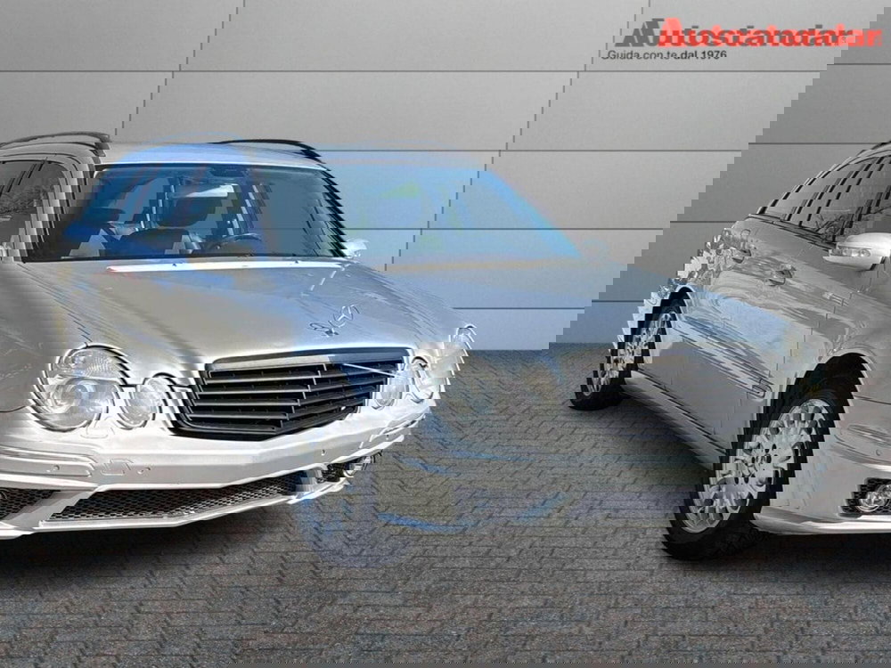 Mercedes-Benz Classe E usata a Torino (3)