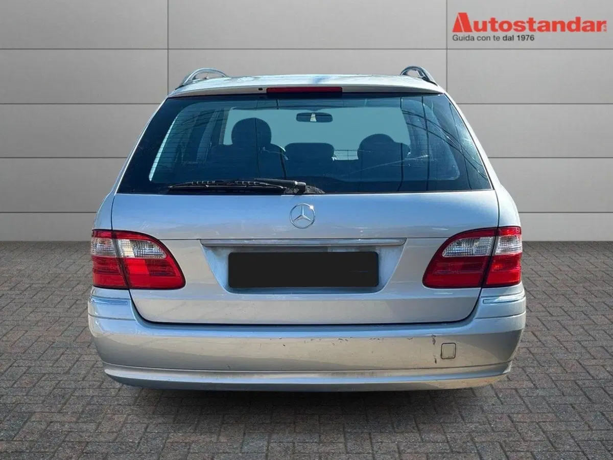 Mercedes-Benz Classe E usata a Torino (5)
