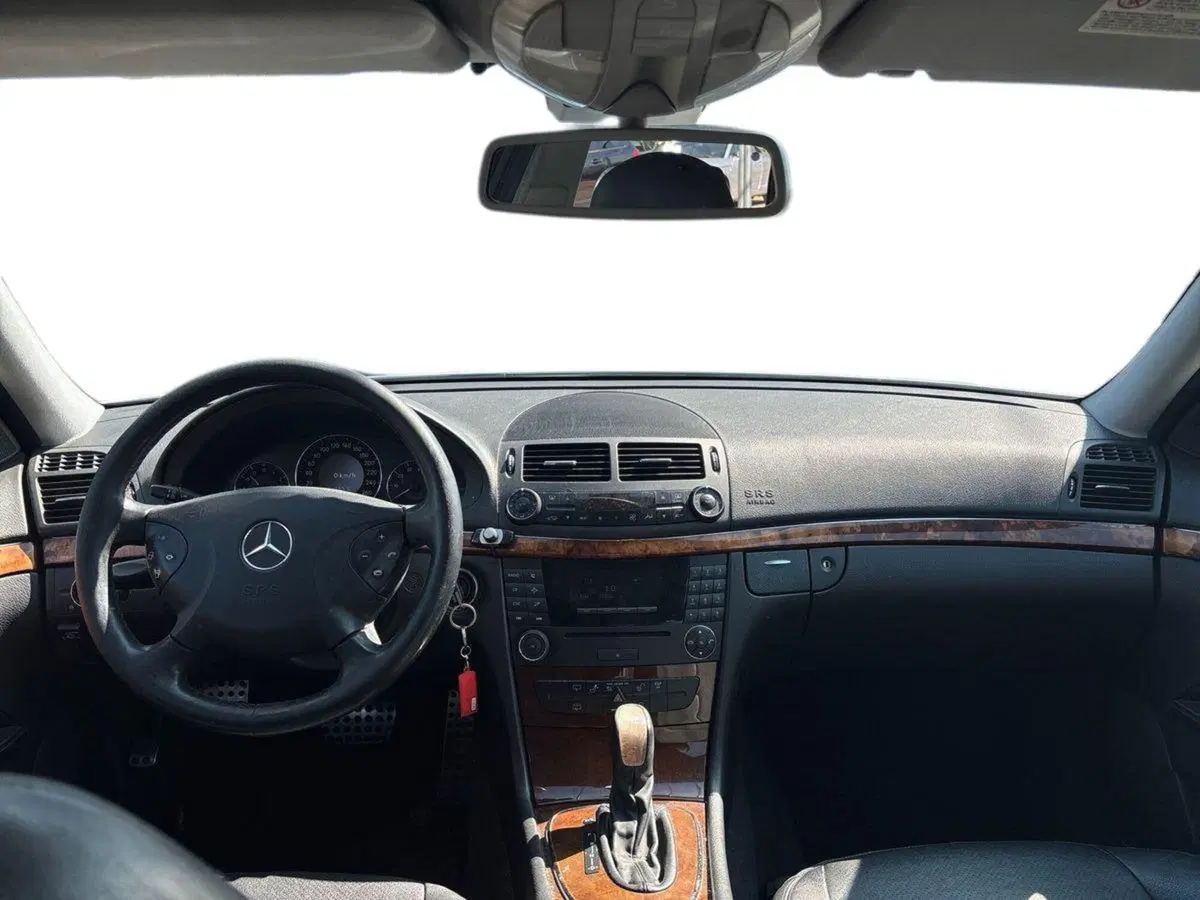 Mercedes-Benz Classe E usata a Torino (9)