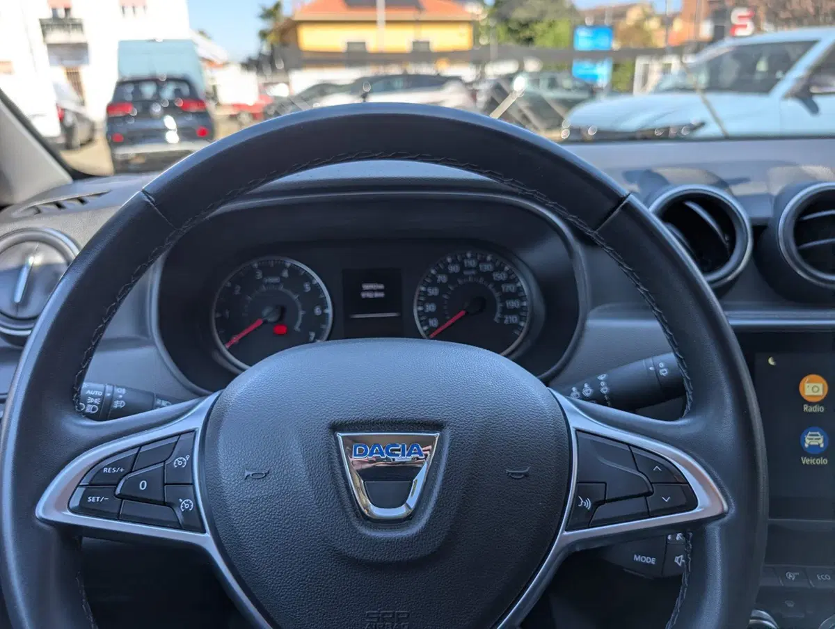 Dacia Duster usata a Pavia (4)