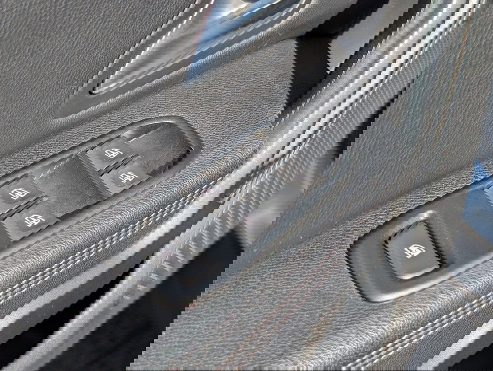 Dacia Duster usata a Pavia (9)