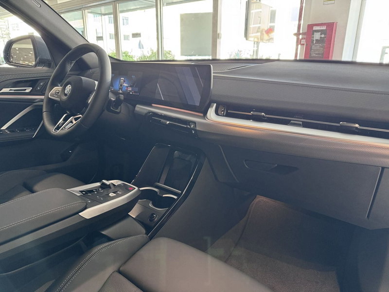 BMW X2 nuova a Messina (9)