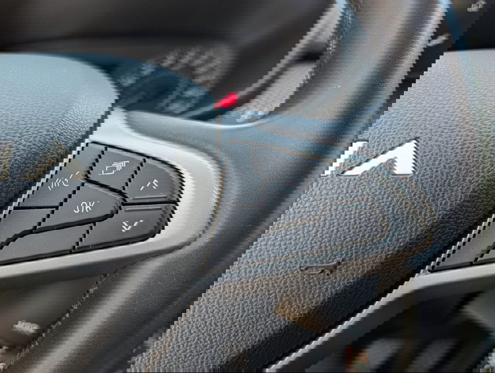 Dacia Sandero usata a Pavia (10)