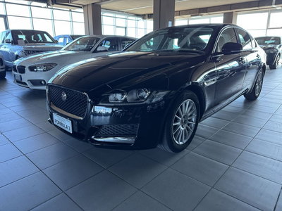 Jaguar XF 2.0 D 180 CV Prestige del 2018 usata a Messina