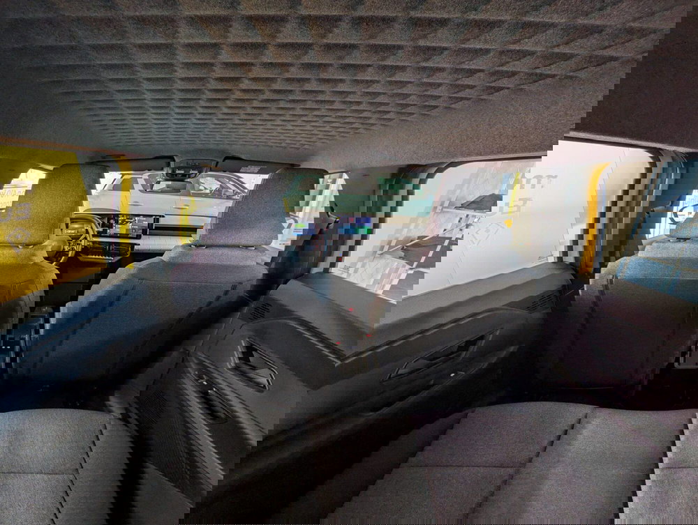 Renault Renault 5 nuova a Pavia (12)