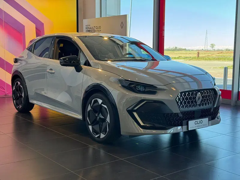 Renault Clio nuova a Novara (10)