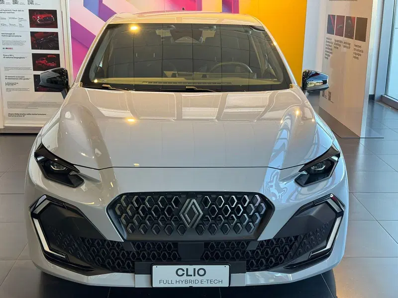 Renault Clio nuova a Novara (14)