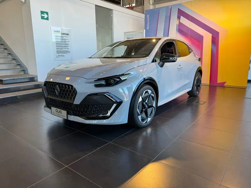 Renault Clio nuova a Novara (15)