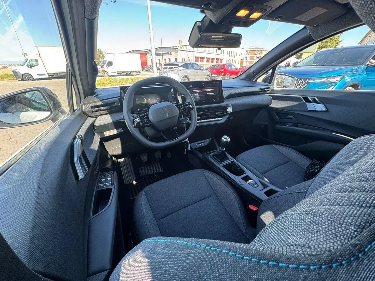 Renault Clio nuova a Novara (9)