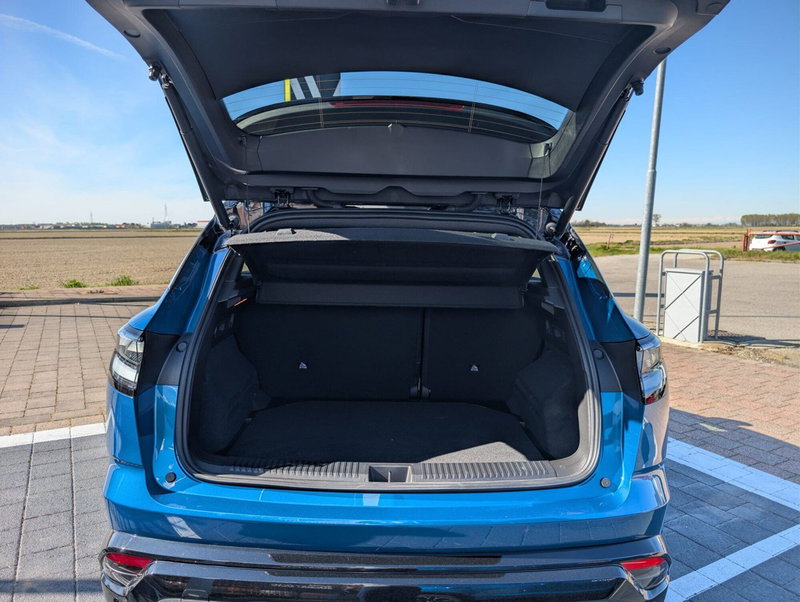 Renault Austral nuova a Novara (18)