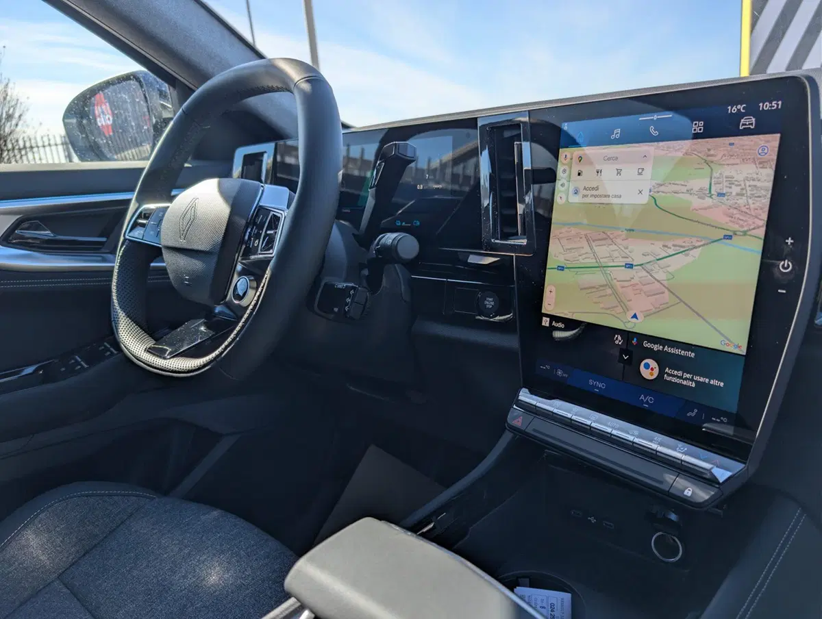 Renault Austral nuova a Novara (3)