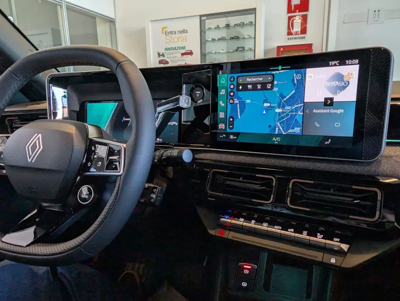 Renault Renault 4 nuova a Novara (5)
