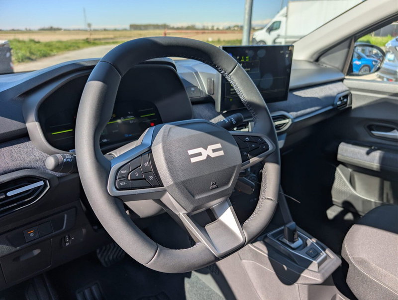 Dacia Jogger nuova a Novara (8)