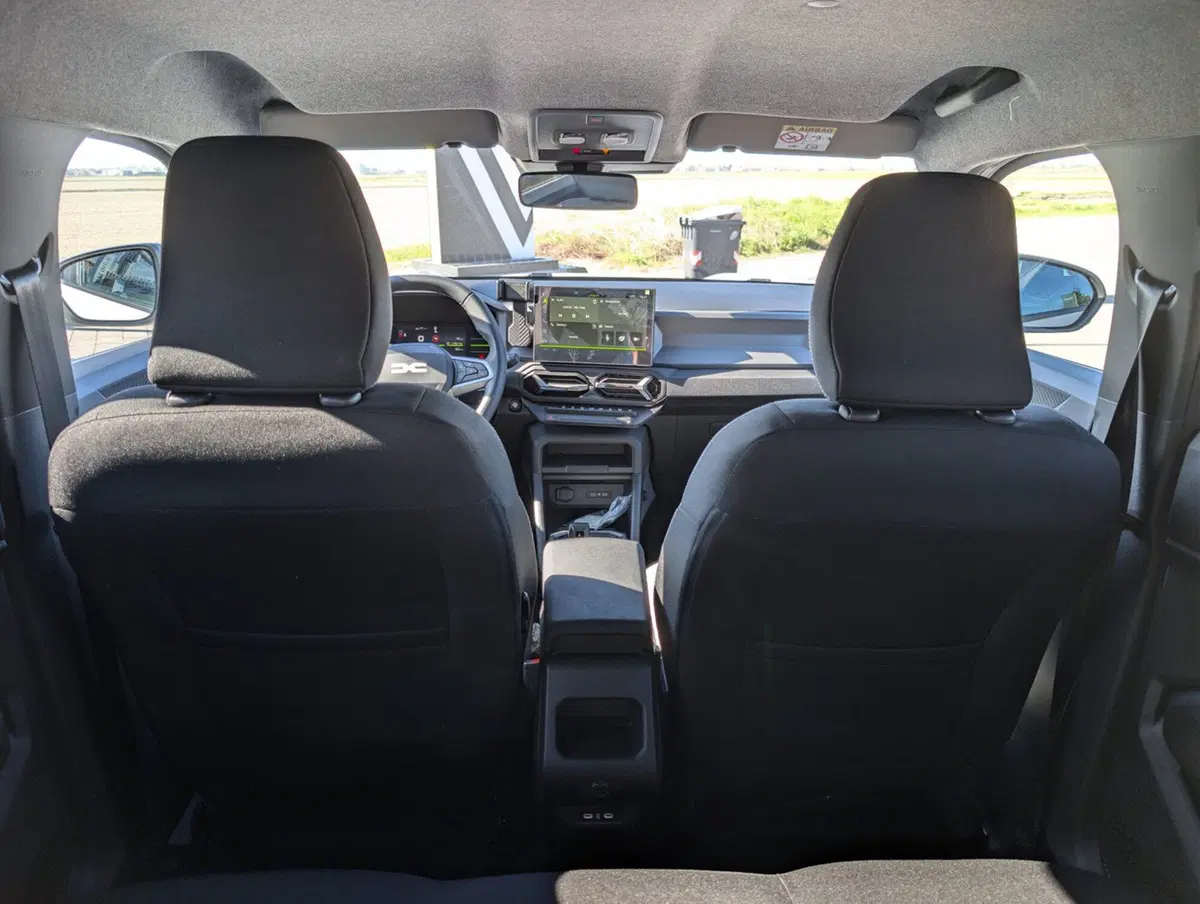 Dacia Duster nuova a Novara (18)