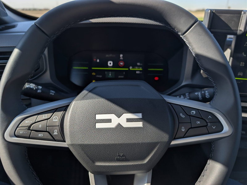 Dacia Duster nuova a Novara (2)